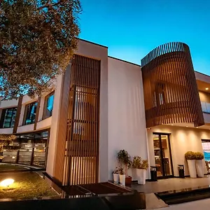 4* فندق Miramare